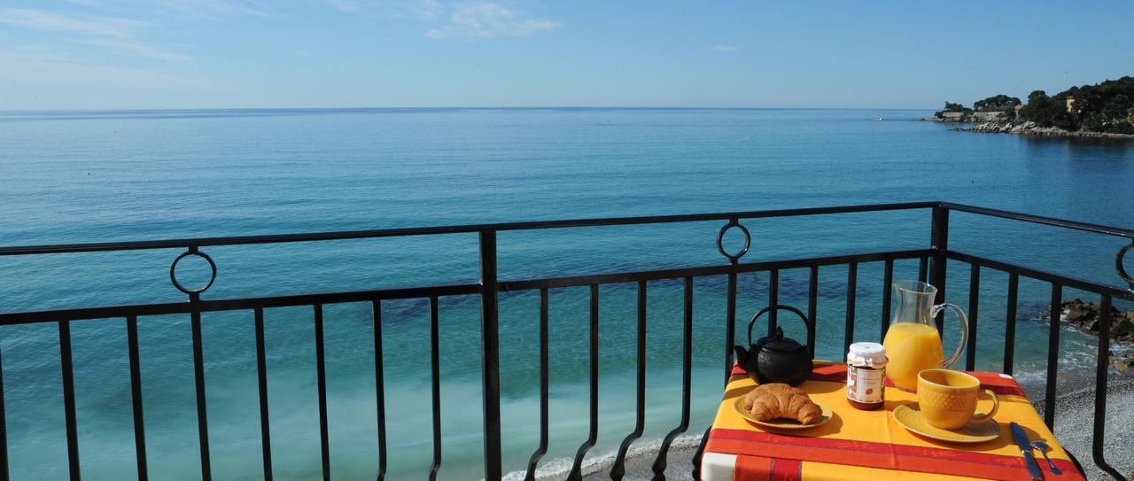 Апарт отель Holiday'S Beach Вентимилья Экстерьер фото